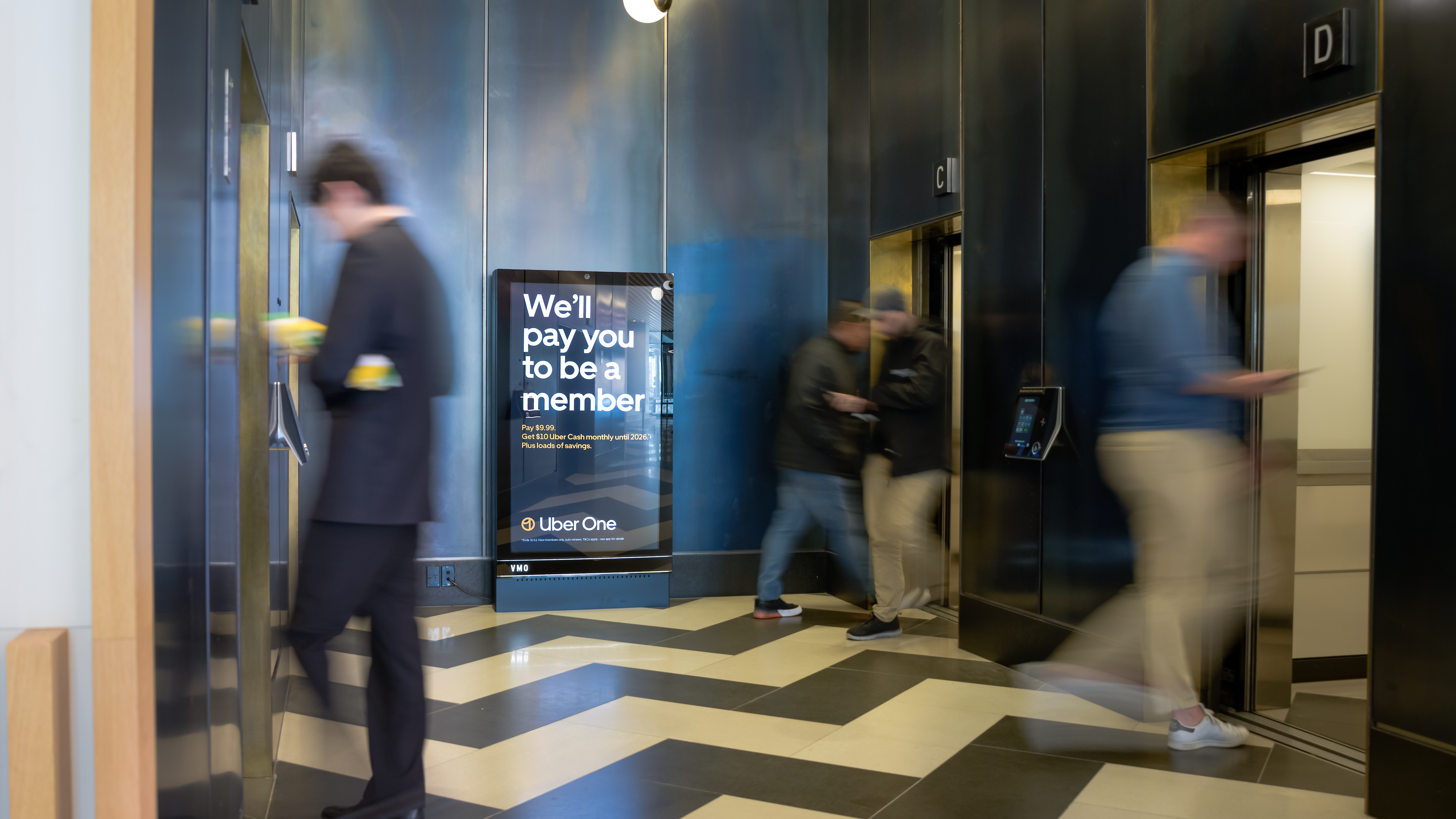 Programmatic DOOH Goes Mainstream: Key Findings from the 2026 Market Barometer Survey